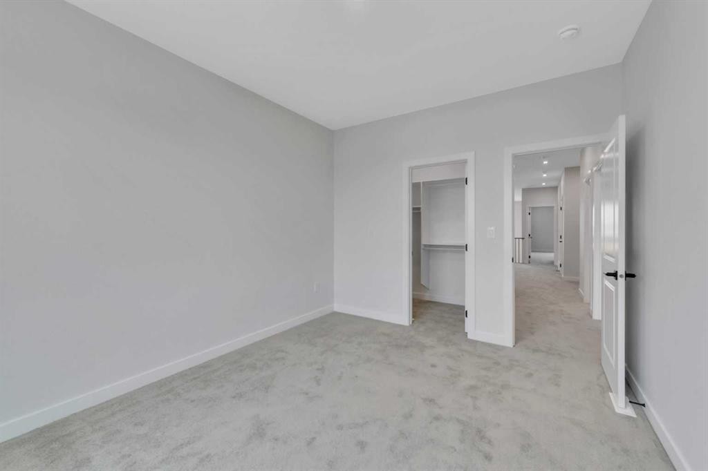 47 Everson Close, Red Deer, AB - Indoor Photo Showing Other Room