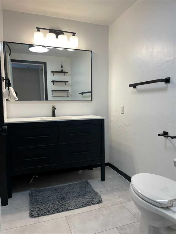 202 Railway Avenue, Veteran, AB - Indoor Photo Showing Bathroom