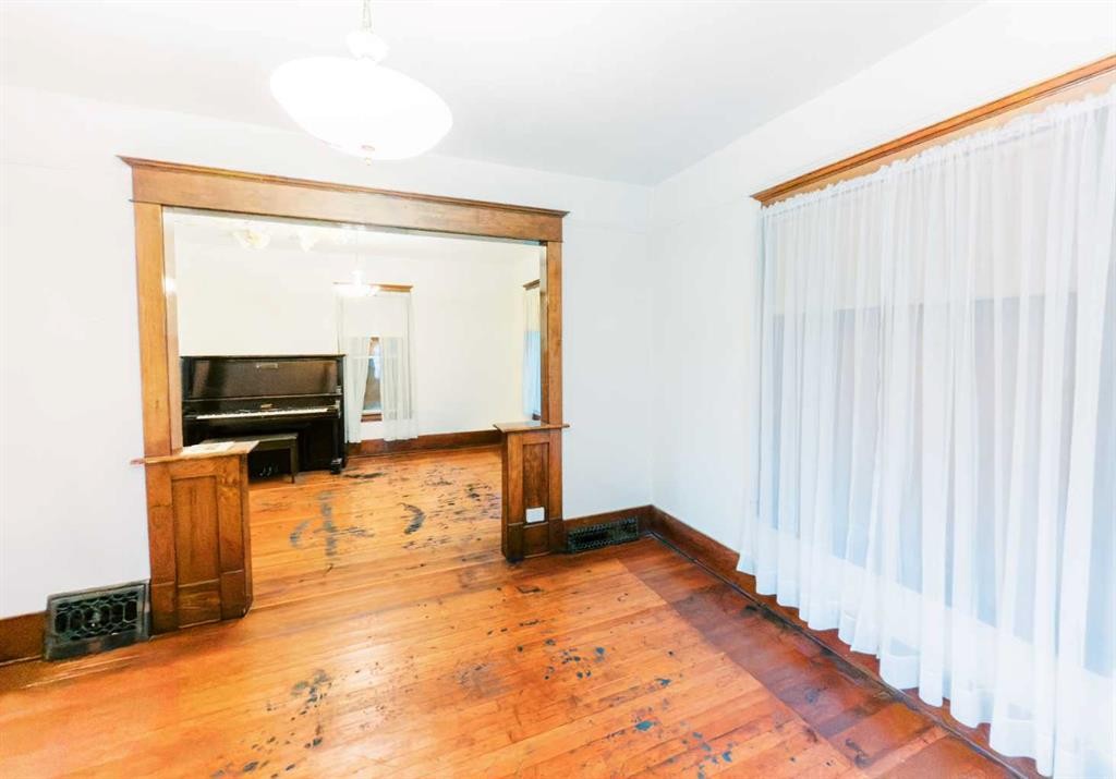 4406 47 Avenue, Stettler, AB