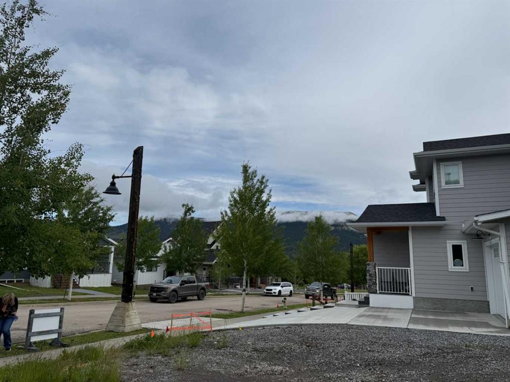 331 Elizabeth Avenue, Nordegg, AB