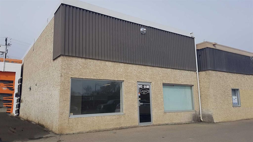 5912 54 Avenue, Red Deer, AB