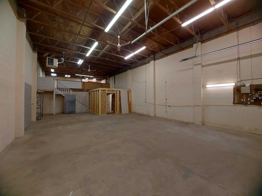 5912 54 Avenue, Red Deer, AB