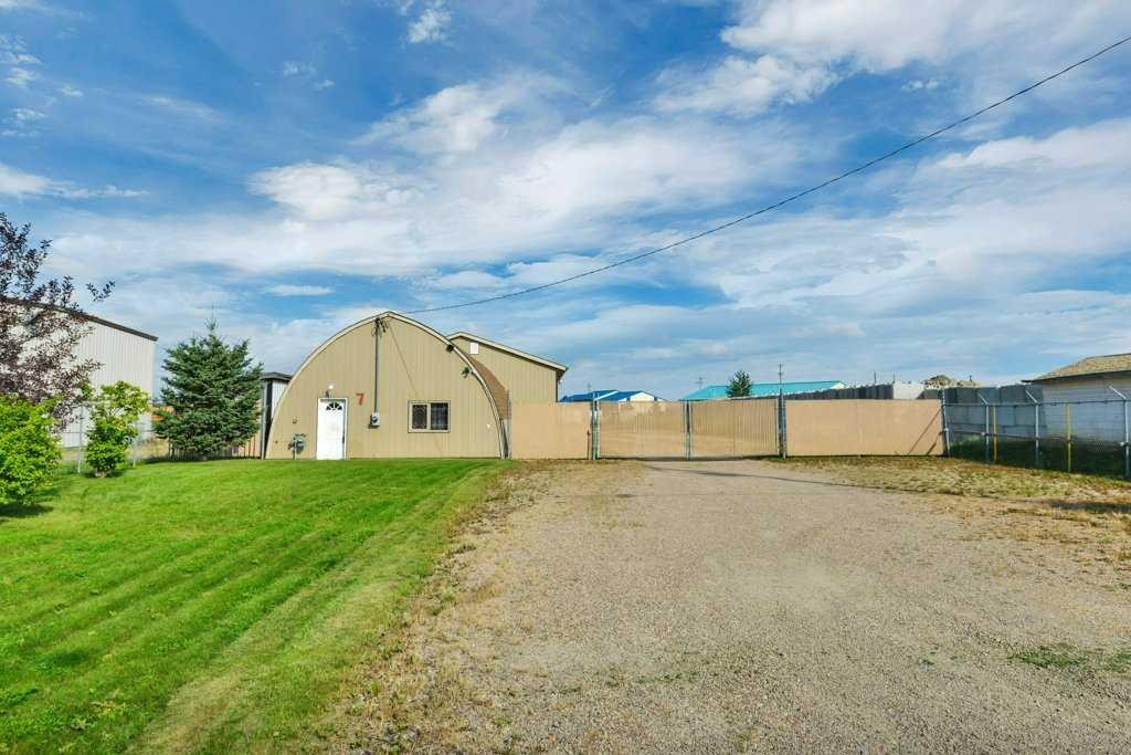 7 Industrial Drive, Sylvan Lake, AB