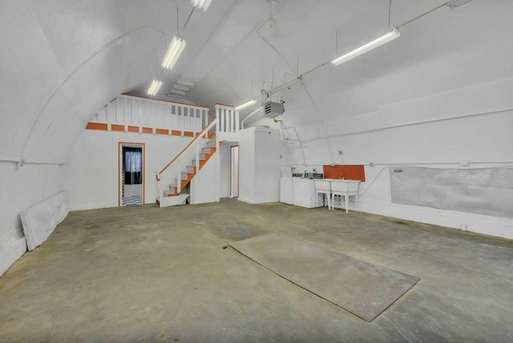 7 Industrial Drive, Sylvan Lake, AB