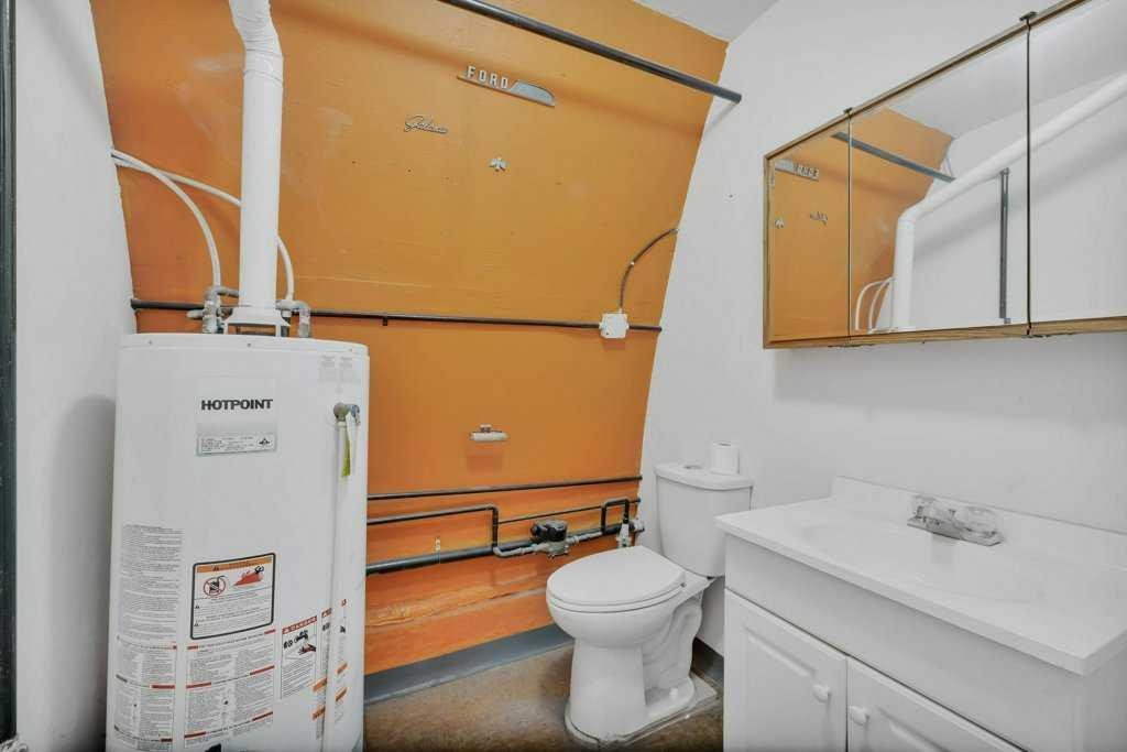 7 Industrial Drive, Sylvan Lake, AB