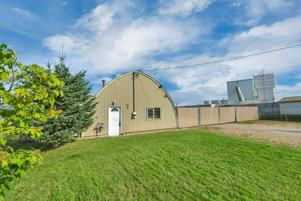 7 Industrial Drive, Sylvan Lake, AB