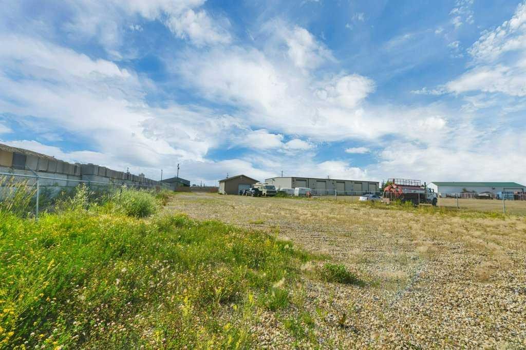 7 Industrial Drive, Sylvan Lake, AB