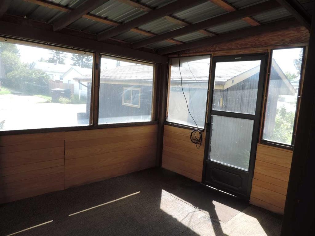 4737 54 Avenue, Rimbey, AB - Indoor Photo Showing Other Room