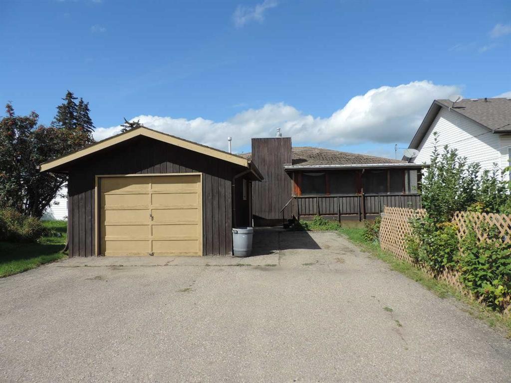 4737 54 Avenue, Rimbey, AB - Outdoor With Exterior