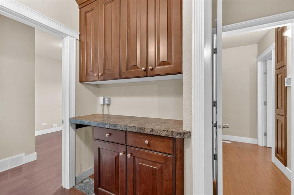 4926 45 Street, Red Deer, AB