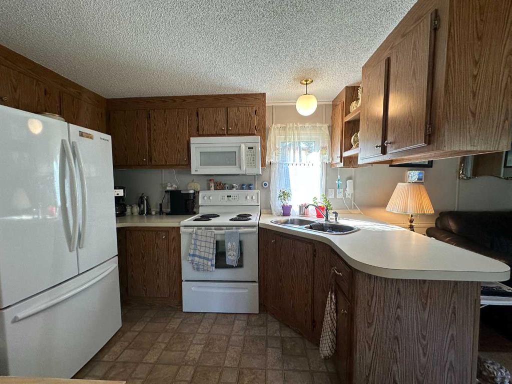 29-6205 54 Street, Ponoka, AB