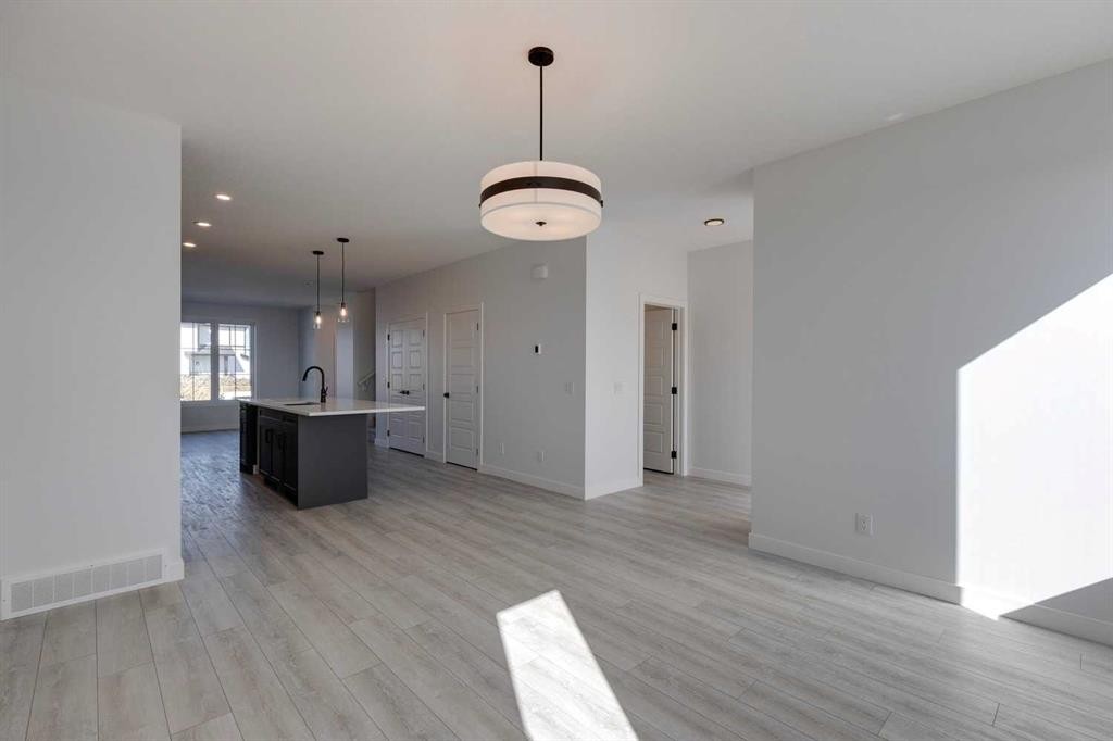95 Southborough Crescent, Cochrane, AB - Indoor