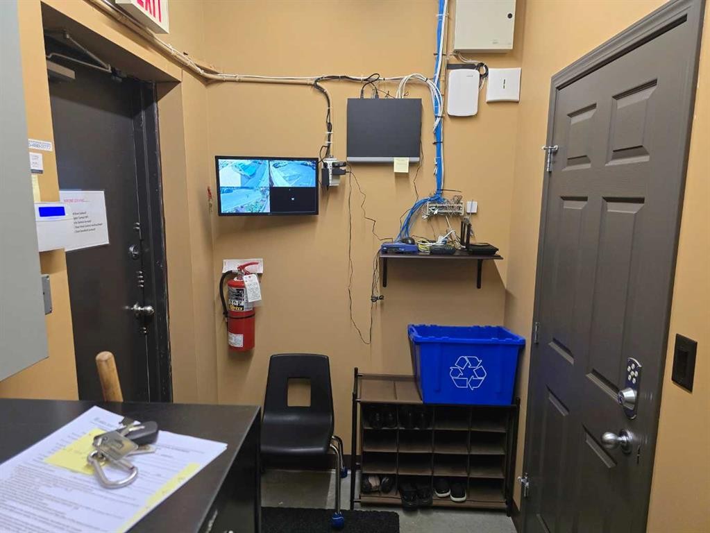 1-5108 52 Street, Red Deer, AB