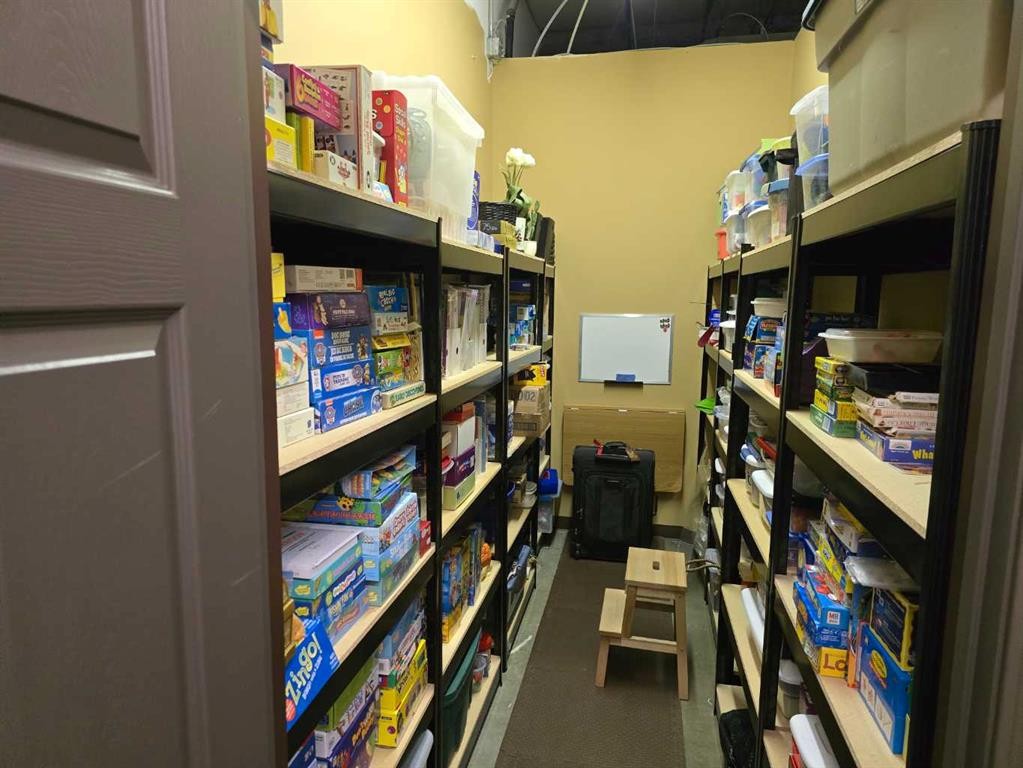 1-5108 52 Street, Red Deer, AB