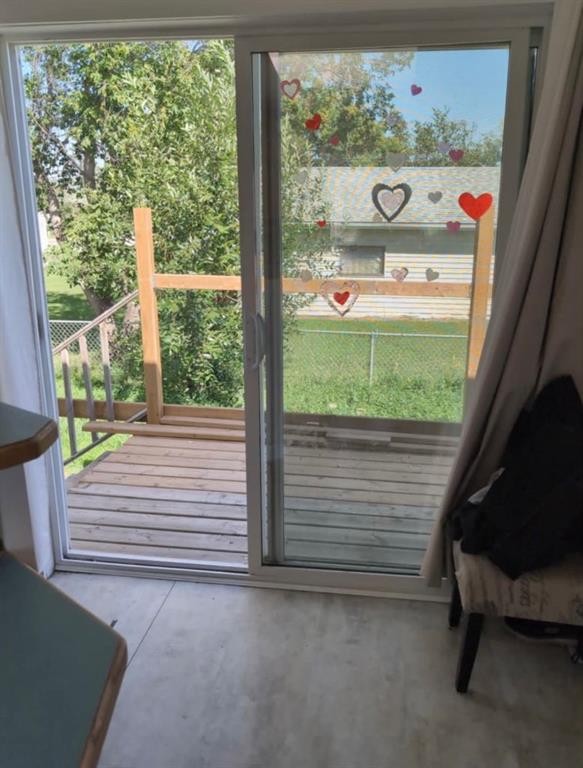 4803 52 Street, Lougheed, AB - Indoor Photo Showing Other Room