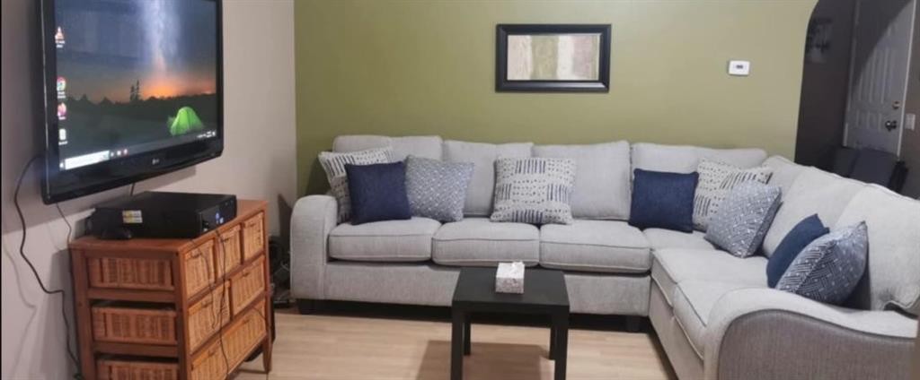 4803 52 Street, Lougheed, AB - Indoor