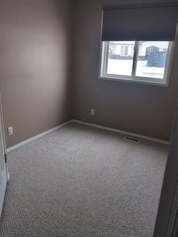 4803 52 Street, Lougheed, AB - Indoor Photo Showing Other Room