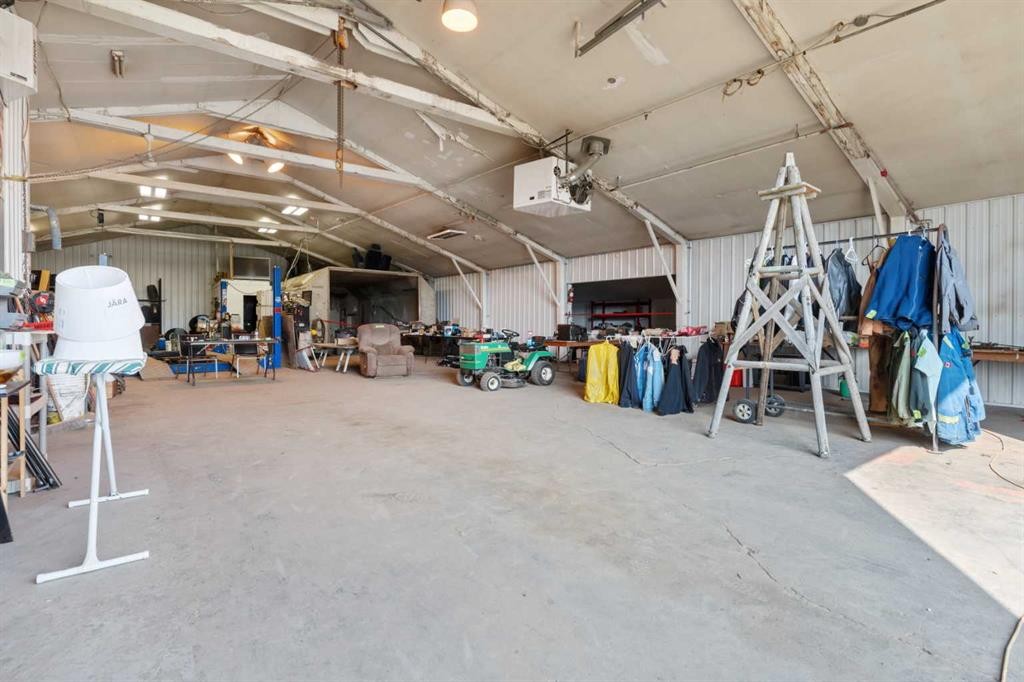 5002 50 Street, Strome, AB