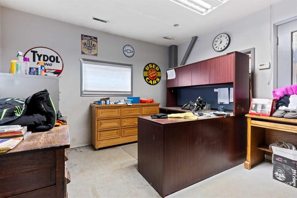 5002 50 Street, Strome, AB