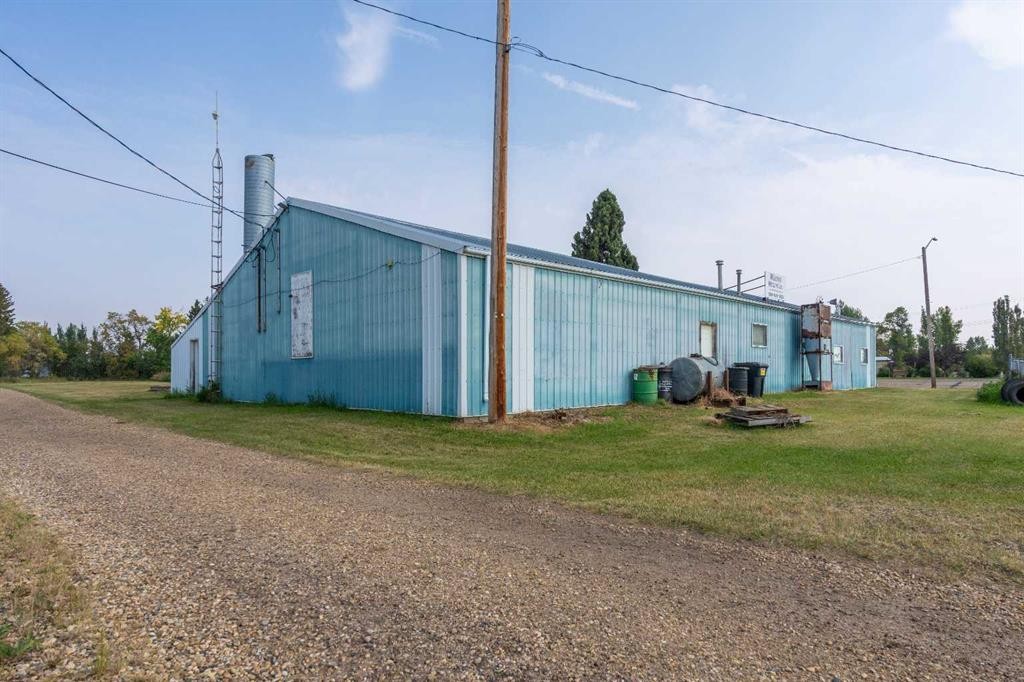 5002 50 Street, Strome, AB