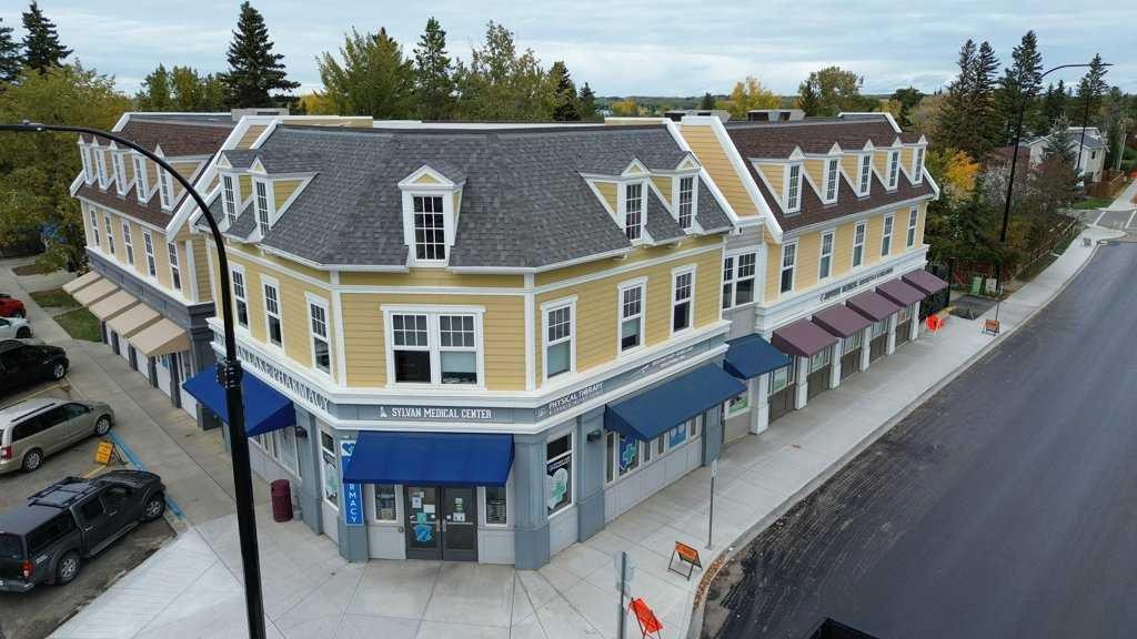 5007 46 Street, Sylvan Lake, AB