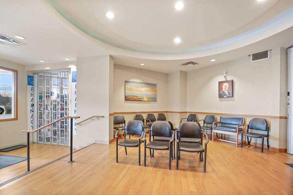 5007 46 Street, Sylvan Lake, AB