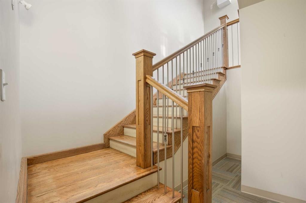 5007 46 Street, Sylvan Lake, AB