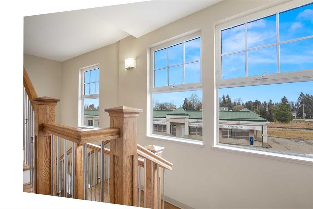 5007 46 Street, Sylvan Lake, AB