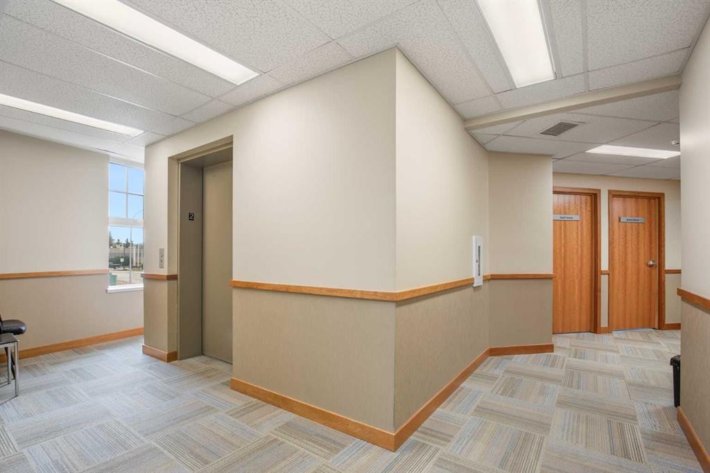 5007 46 Street, Sylvan Lake, AB