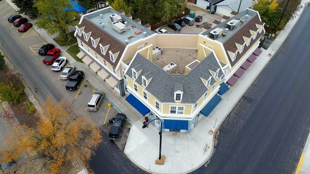 5007 46 Street, Sylvan Lake, AB