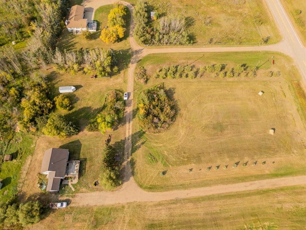 On Scott Street, Rural Stettler No. 6, County Of, AB