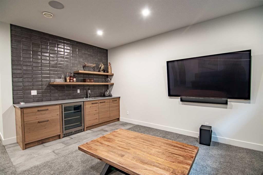 3417 Lakeshore Drive, Sylvan Lake, AB - Indoor