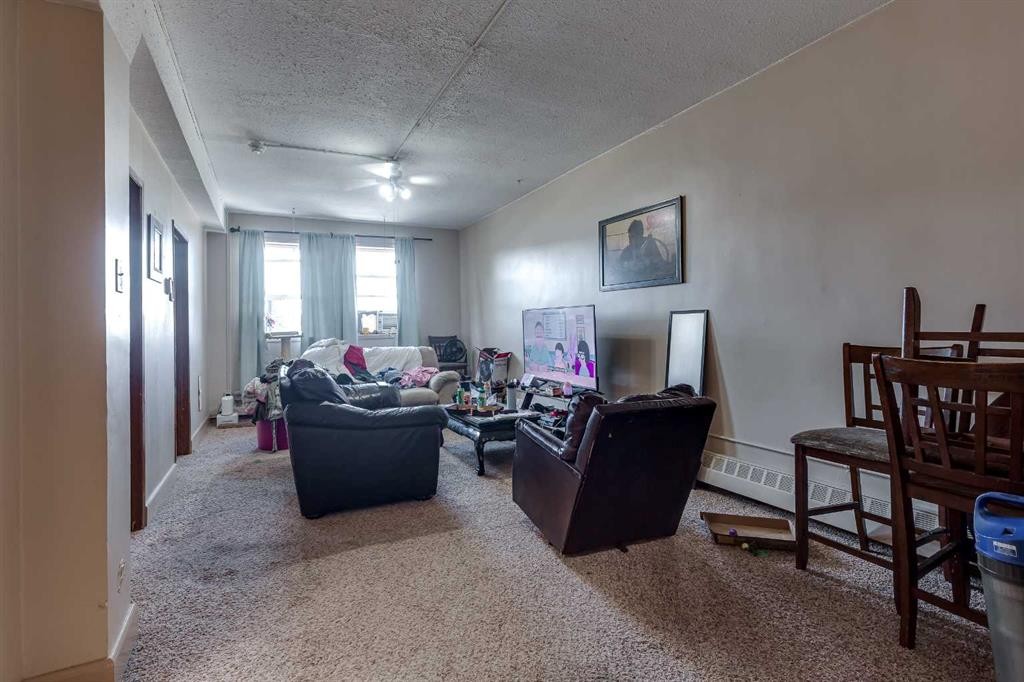 5101 50 Avenue, Red Deer, AB