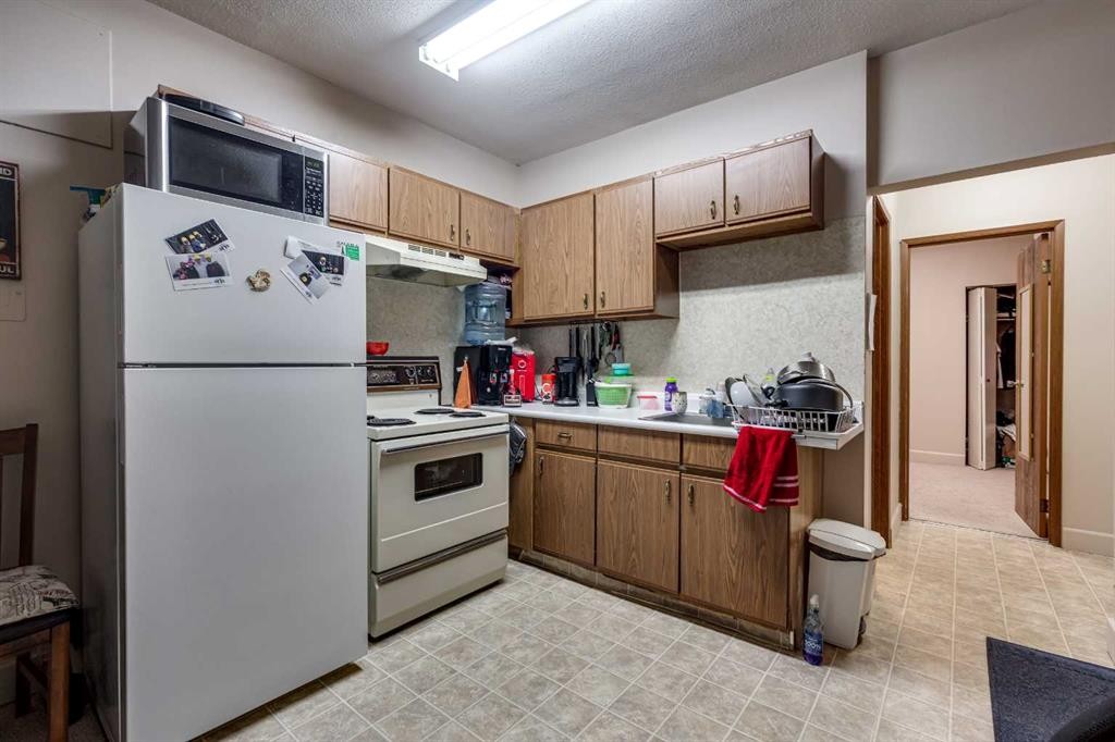 5101 50 Avenue, Red Deer, AB