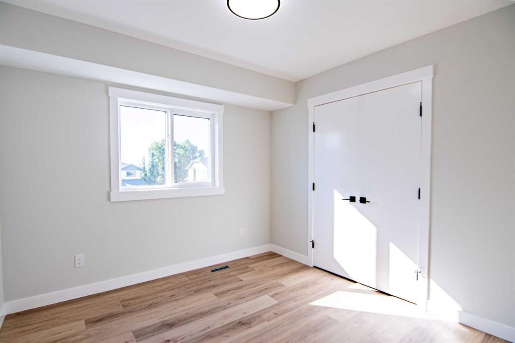 29 Vintage Close, Blackfalds, AB - Indoor Photo Showing Other Room