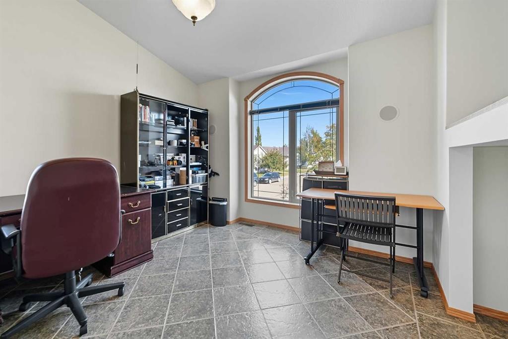 61 Leung Close, Red Deer, AB - Indoor Photo Showing Office