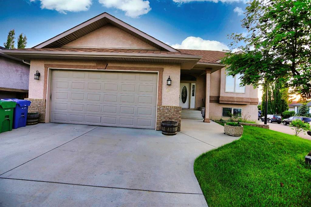 61 Leung Close, Red Deer, AB - Outdoor
