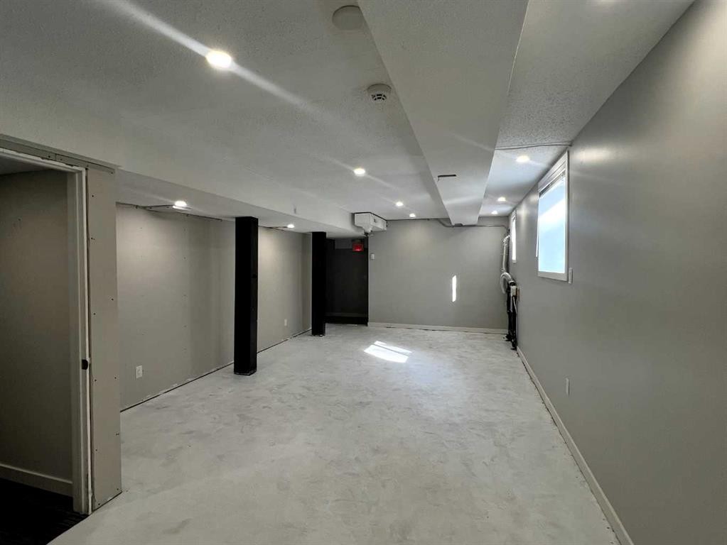 4419 55 Street, Red Deer, AB