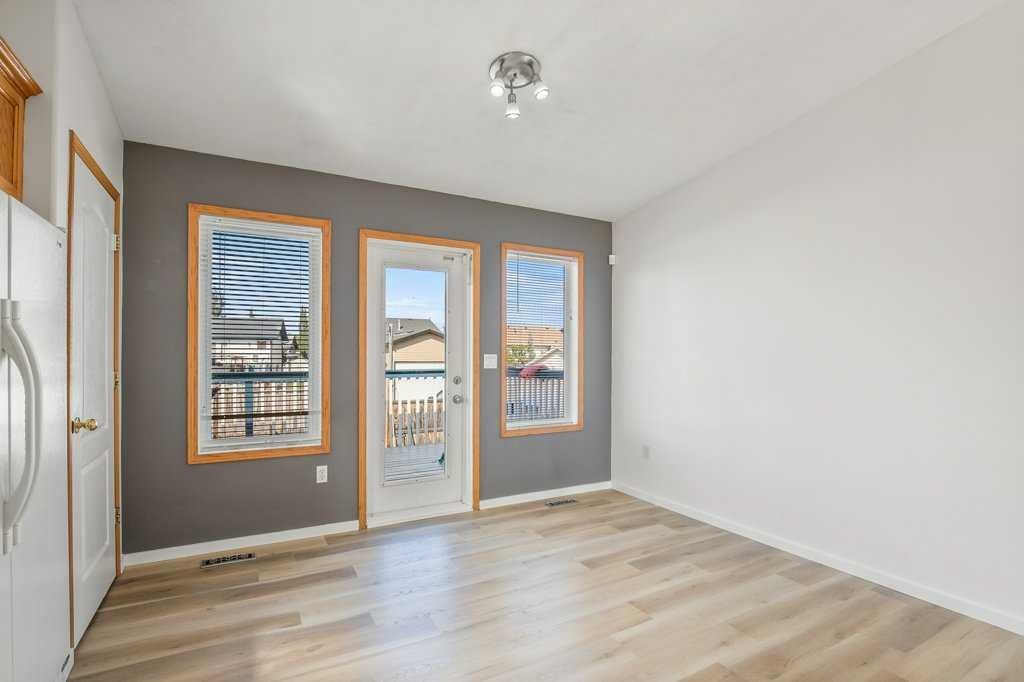 52 Harper Drive, Sylvan Lake, AB - Indoor Photo Showing Other Room