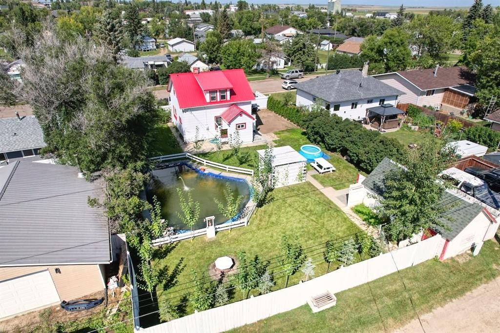 315 Devilder Avenue East, Trochu, AB - Outdoor With View