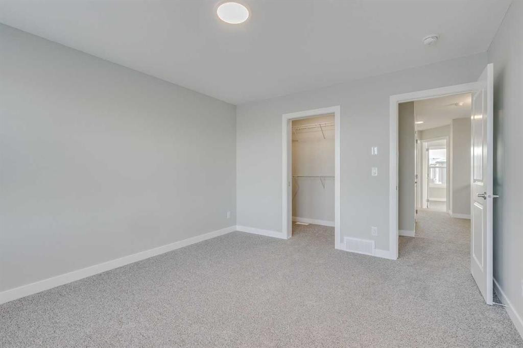 113 Silverton Glen Way Sw, Calgary, AB - Indoor Photo Showing Other Room