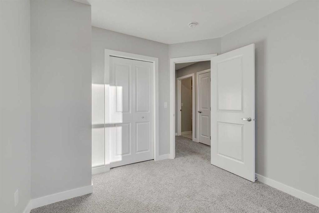 113 Silverton Glen Way Sw, Calgary, AB - Indoor Photo Showing Other Room