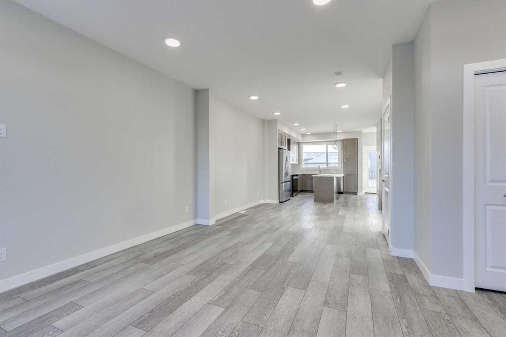 113 Silverton Glen Way Sw, Calgary, AB - Indoor Photo Showing Other Room