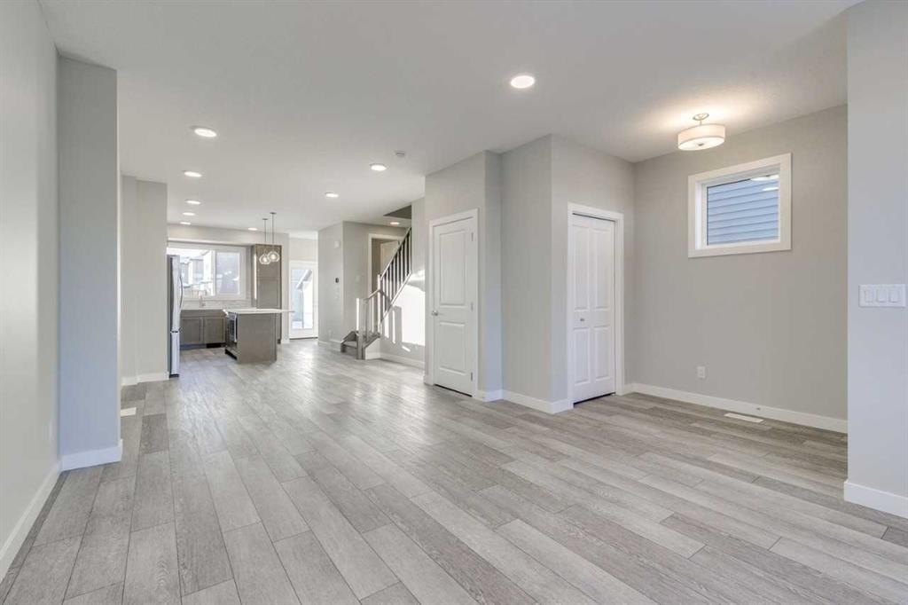 113 Silverton Glen Way Sw, Calgary, AB - Indoor Photo Showing Other Room