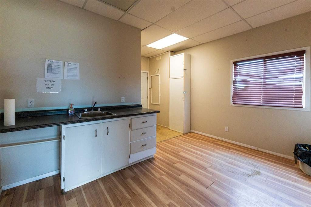 5509 Broadway Street, Blackfalds, AB