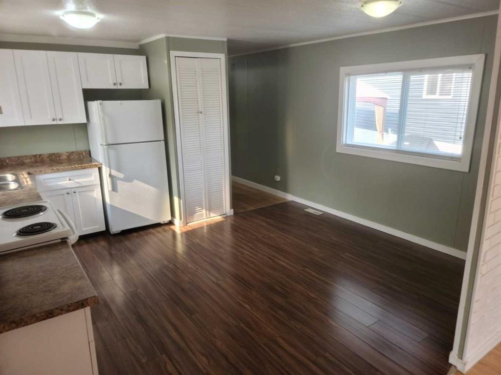 141-5344 76 Street, Red Deer, AB