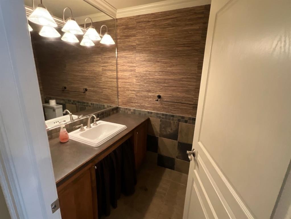 2-7429 49 Avenue, Red Deer, AB