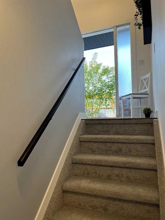 65 Leung Place, Blackfalds, AB - Indoor Photo Showing Other Room