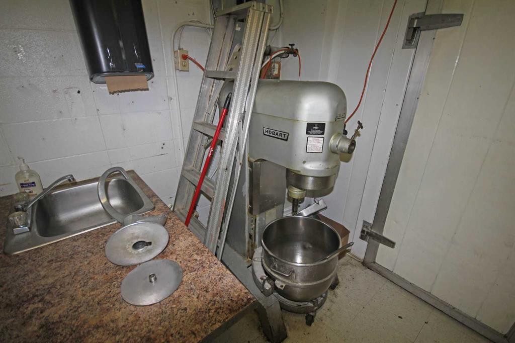 1-5004 46 Street, Sylvan Lake, AB