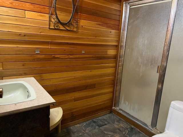 5232 55 Avenue, Eckville, AB - Indoor Photo Showing Bathroom